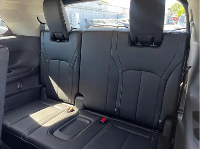 2023 INFINITI QX60 LUXE AWD
