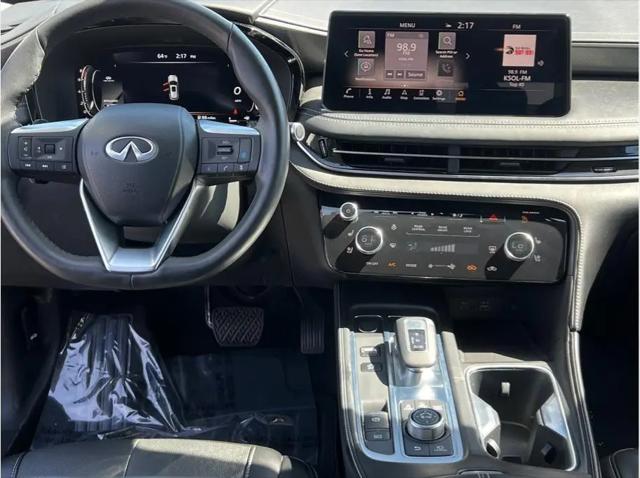 2023 INFINITI QX60 LUXE AWD