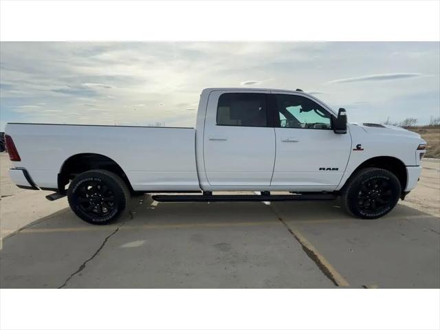 2026 Ram 3500 Laramie Crew Cab 4x4 8' Box