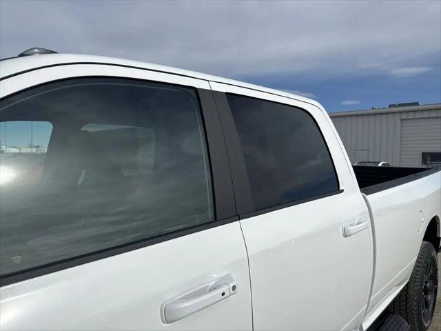 2026 Ram 3500 Laramie Crew Cab 4x4 8' Box