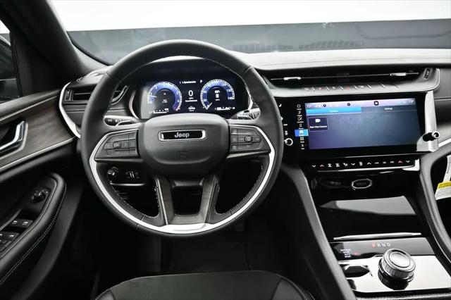 2026 Jeep Grand Cherokee Altitude 4x4