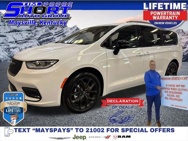 2026 Chrysler Pacifica Select for sale in Maysville, KY