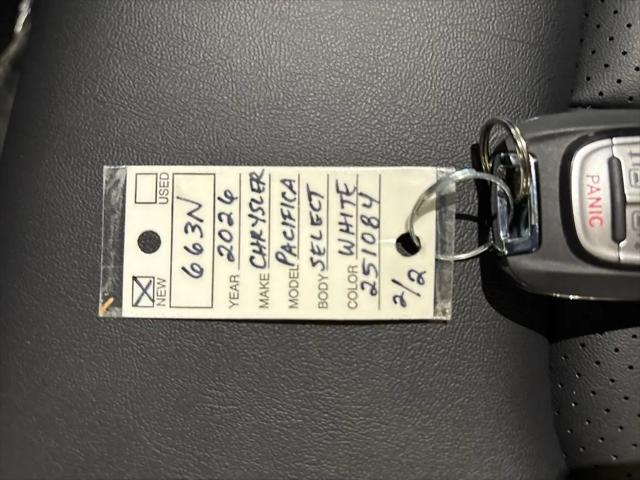 2026 Chrysler Pacifica Select