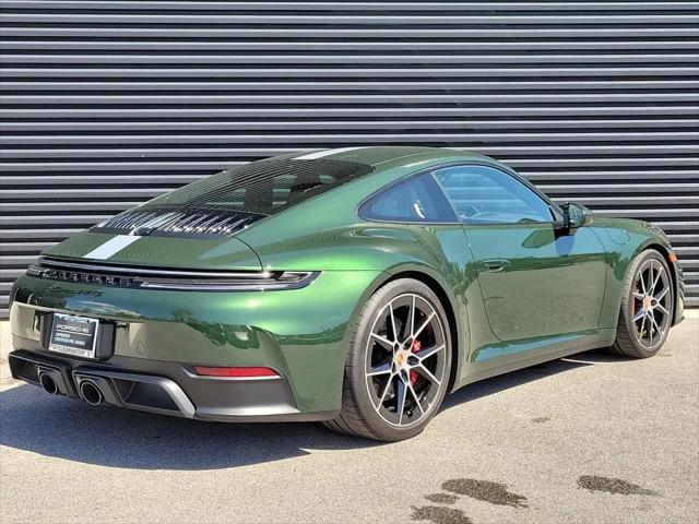 2026 Porsche 911 Carrera 4 GTS