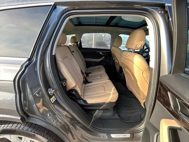 2025 Audi Q7 Prestige 55 TFSI quattro Tiptronic