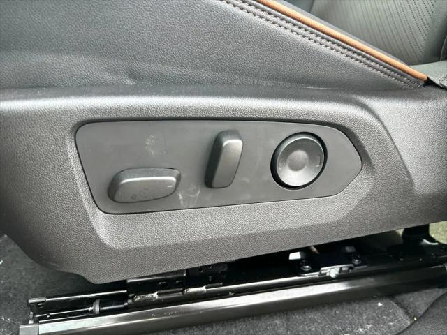 2026 GMC Canyon AT4, 4WD