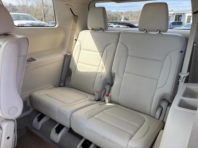 2023 GMC Acadia AWD Denali