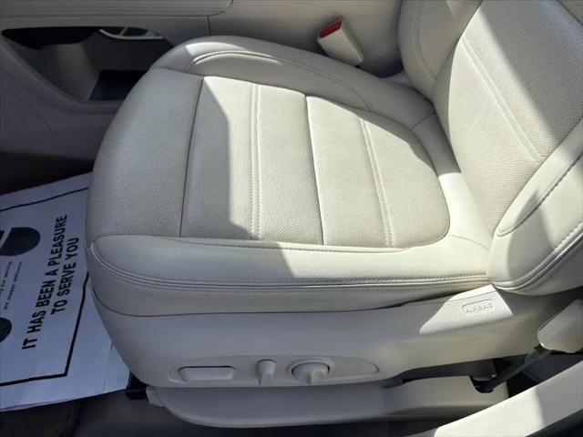 2023 GMC Acadia AWD Denali