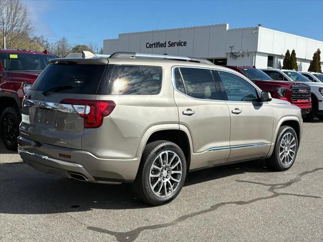 2023 GMC Acadia AWD Denali
