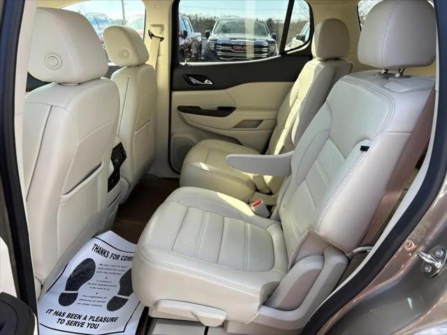 2023 GMC Acadia AWD Denali
