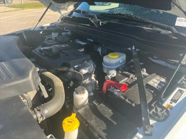 2024 Ram 3500 Big Horn Crew Cab 4x4 8' Box
