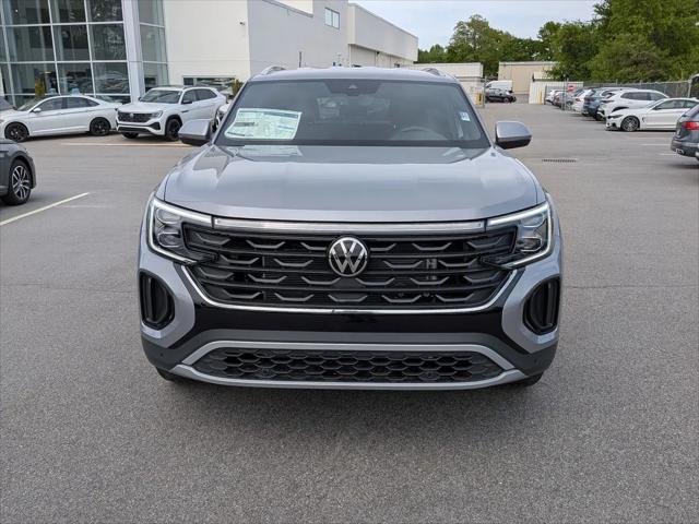 2026 Volkswagen Atlas Cross Sport SE with Technology