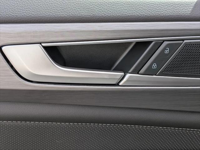 2026 Volkswagen Atlas Cross Sport SE with Technology