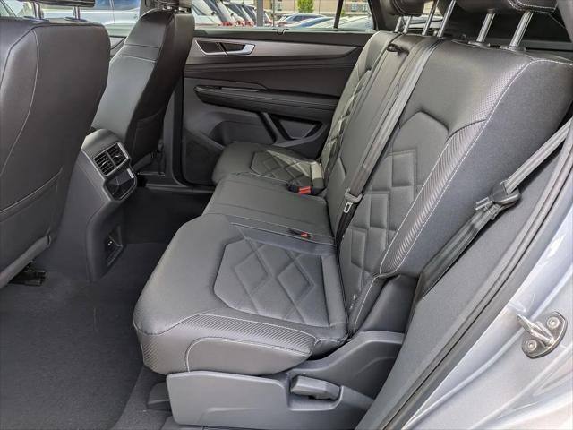 2026 Volkswagen Atlas Cross Sport SE with Technology