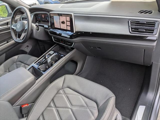 2026 Volkswagen Atlas Cross Sport SE with Technology