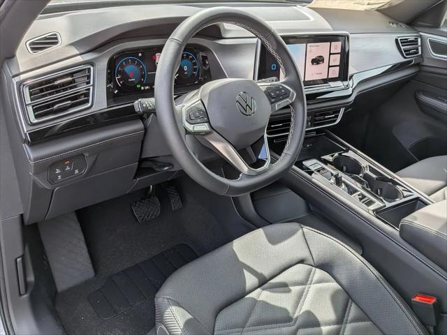 2026 Volkswagen Atlas Cross Sport SE with Technology