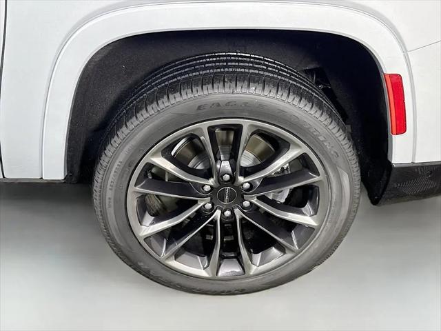 2024 Jeep Grand Wagoneer L Series II 4x4