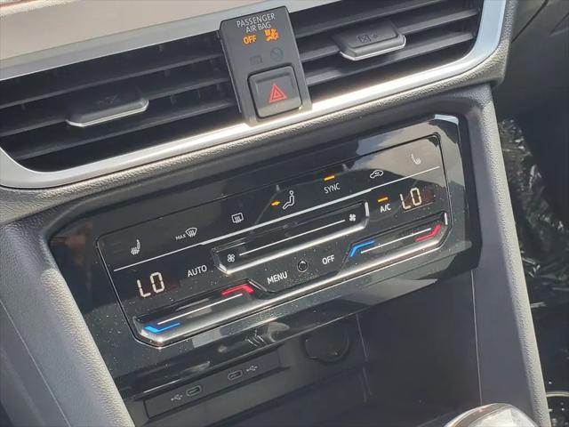 2026 Volkswagen Taos SE