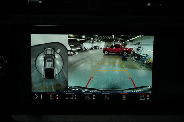 2026 GMC Sierra 1500 Crew Cab, Short Bed, AT4, 4WD