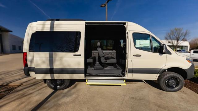 2026 Mercedes-Benz Sprinter 2500 Standard Roof 4-Cyl Diesel HO Select