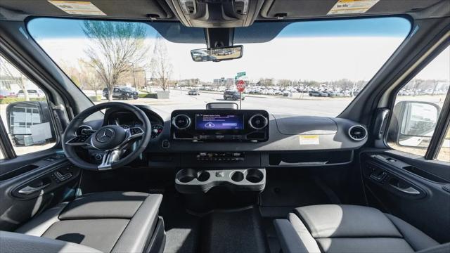 2026 Mercedes-Benz Sprinter 2500 Standard Roof 4-Cyl Diesel HO Select