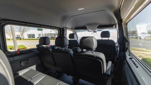2026 Mercedes-Benz Sprinter 2500 Standard Roof 4-Cyl Diesel HO Select