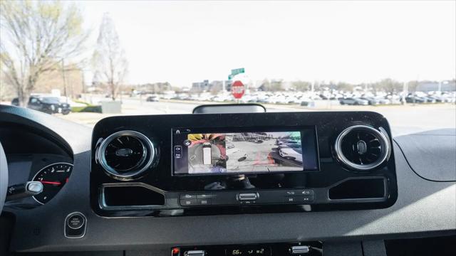 2026 Mercedes-Benz Sprinter 2500 Standard Roof 4-Cyl Diesel HO Select