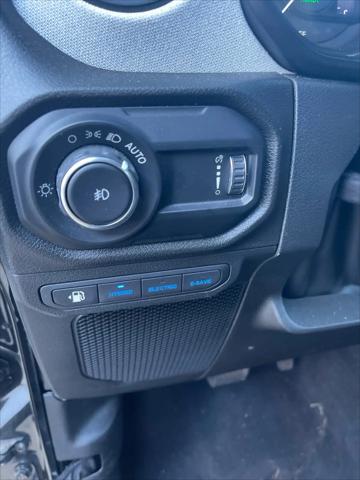 2025 Jeep Wrangler 4xe Willys 4xe