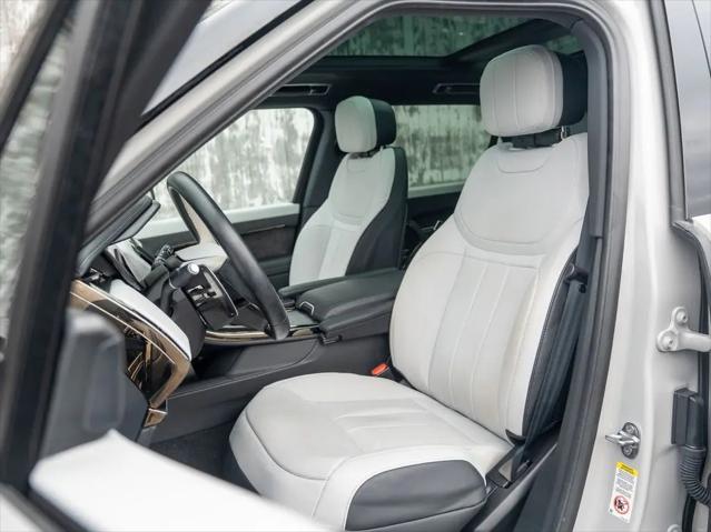 2025 Land Rover Range Rover Sport P460 Dynamic SE
