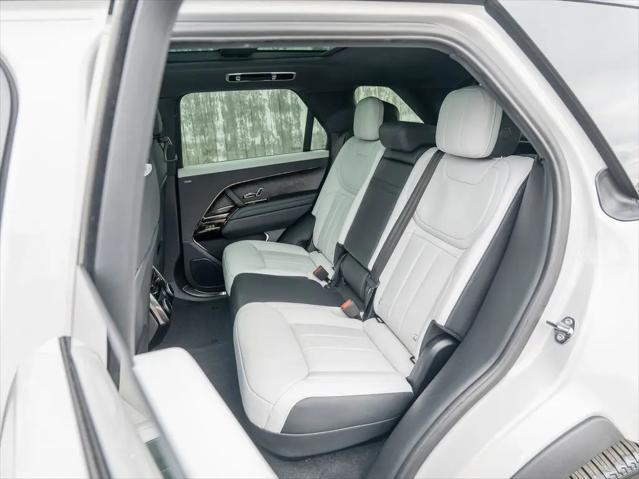 2025 Land Rover Range Rover Sport P460 Dynamic SE