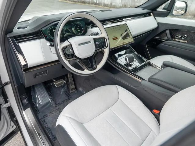 2025 Land Rover Range Rover Sport P460 Dynamic SE