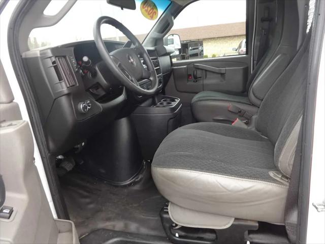 2020 GMC Savana Cargo RWD 2500 Regular Wheelbase Work Van