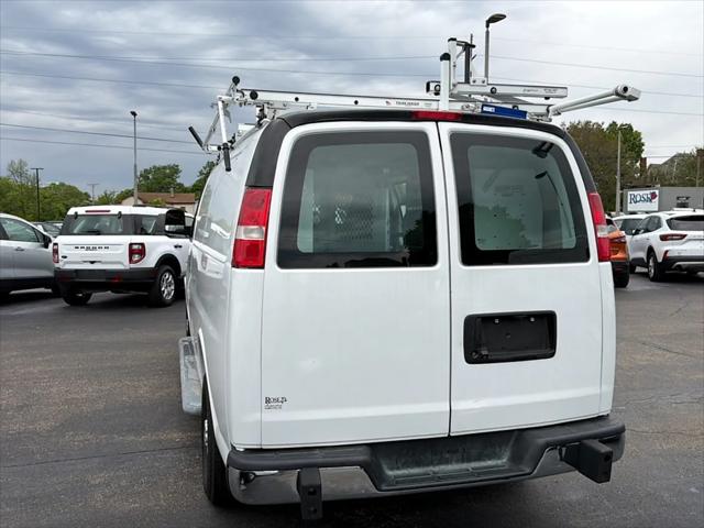 2020 GMC Savana Cargo RWD 2500 Regular Wheelbase Work Van