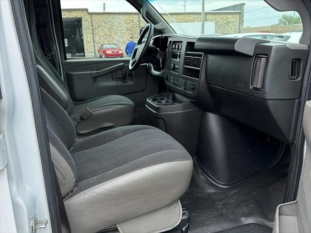 2020 GMC Savana Cargo RWD 2500 Regular Wheelbase Work Van