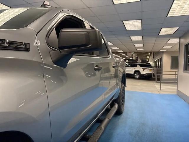 2026 Chevrolet Silverado 1500 4WD Crew Cab Short Bed Custom Trail Boss
