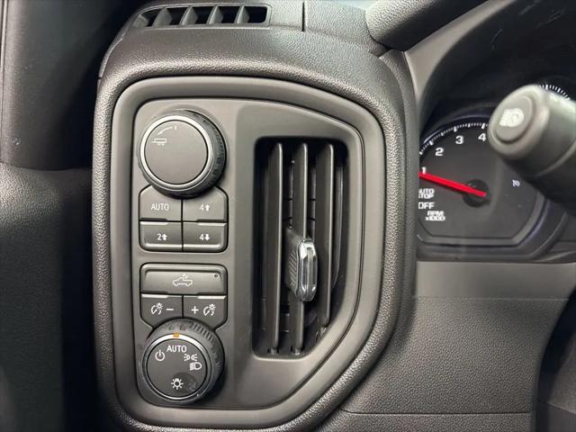 2026 Chevrolet Silverado 1500 4WD Crew Cab Short Bed Custom Trail Boss