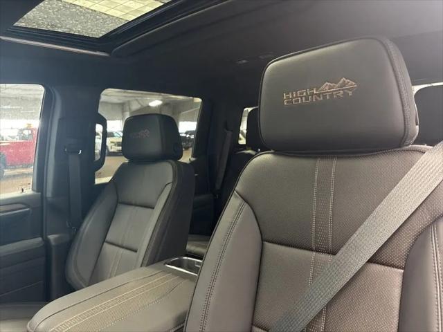 2026 Chevrolet Silverado 1500 4WD Crew Cab Short Bed High Country