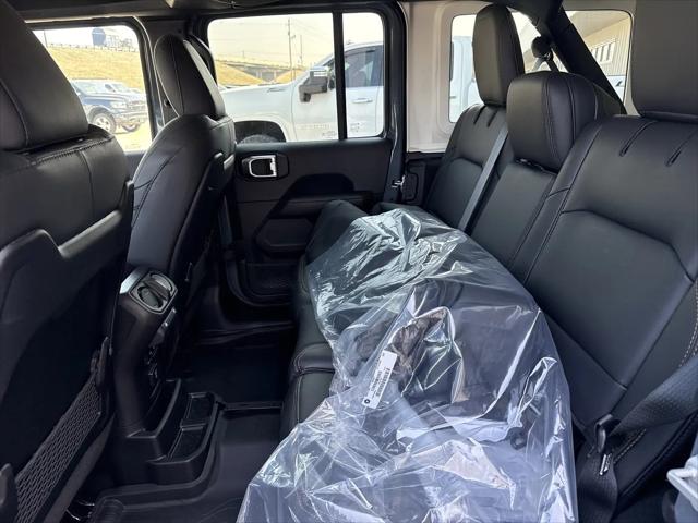 2026 Jeep Wrangler 4-Door Sahara 4x4