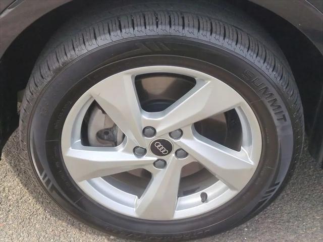 2022 Audi Q3 Premium 40 TFSI quattro Tiptronic