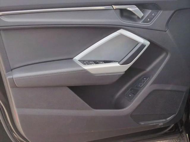 2022 Audi Q3 Premium 40 TFSI quattro Tiptronic
