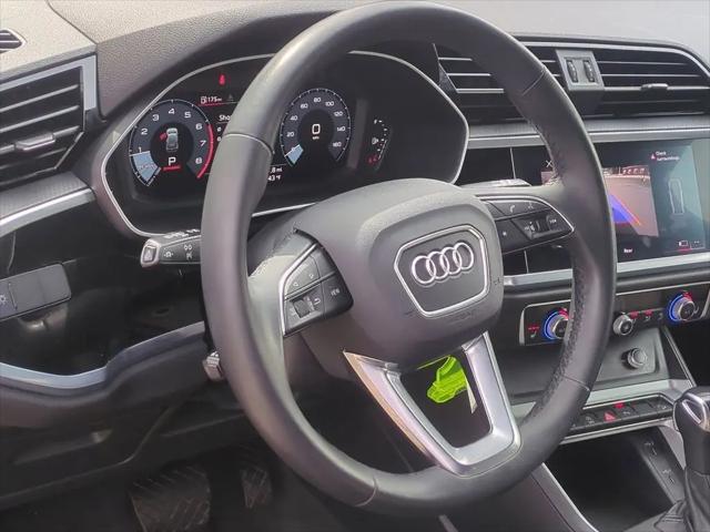 2022 Audi Q3 Premium 40 TFSI quattro Tiptronic