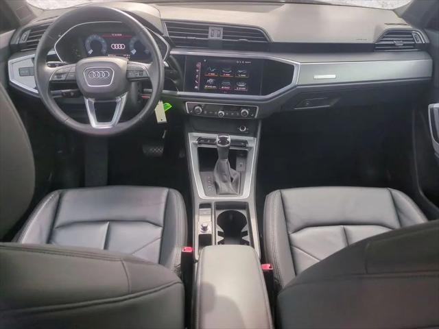 2022 Audi Q3 Premium 40 TFSI quattro Tiptronic