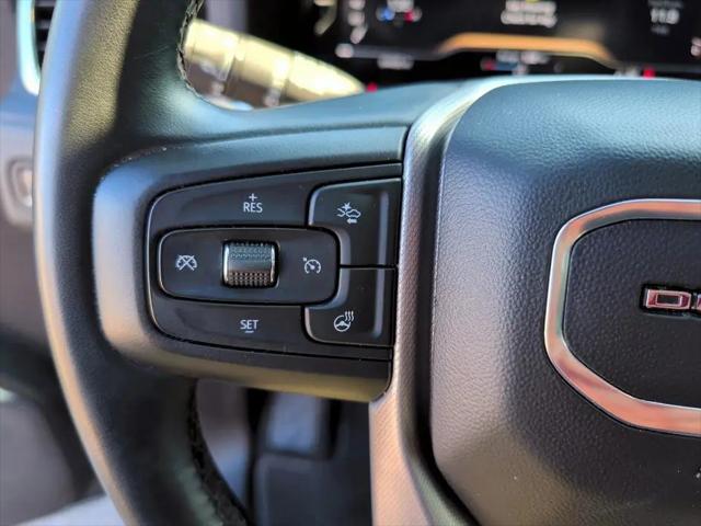 2023 GMC Yukon 4WD Denali