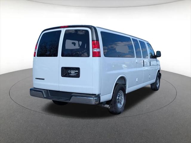 2025 Chevrolet Express Passenger RWD 3500 Extended Wheelbase LT