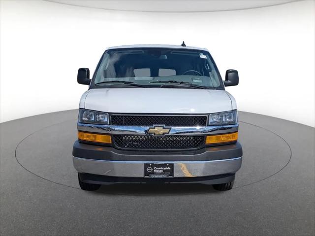 2025 Chevrolet Express Passenger RWD 3500 Extended Wheelbase LT