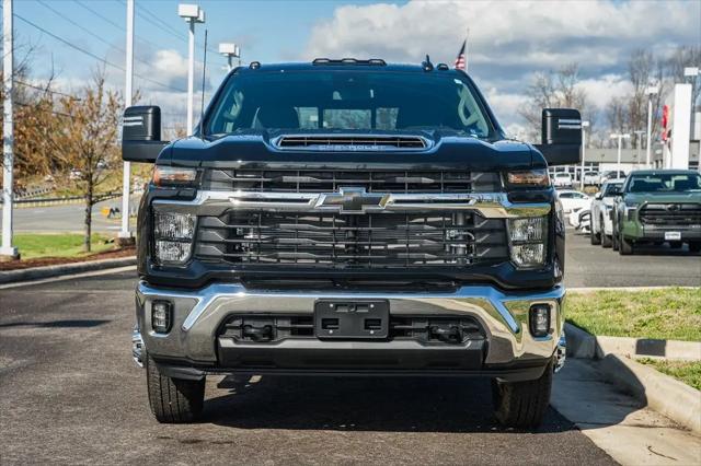 2026 Chevrolet Silverado 3500HD Crew Cab, Long Bed, LT Dual Rear Wheel, RWD