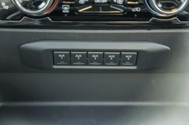 2026 Chevrolet Silverado 3500HD Crew Cab, Long Bed, LT Dual Rear Wheel, RWD