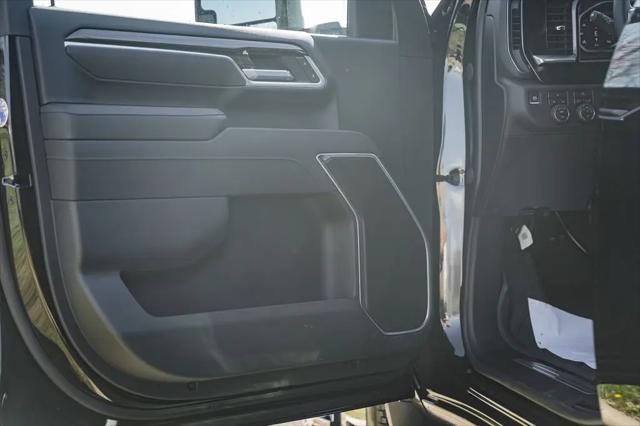 2026 Chevrolet Silverado 3500HD Crew Cab, Long Bed, LT Dual Rear Wheel, RWD