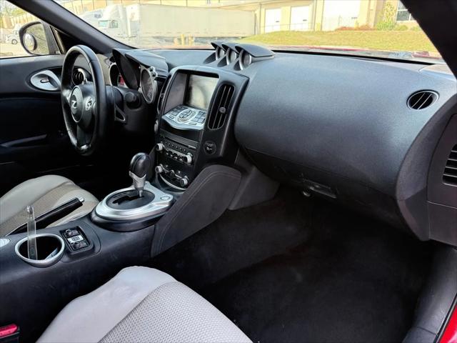2017 Nissan 370Z Touring Sport