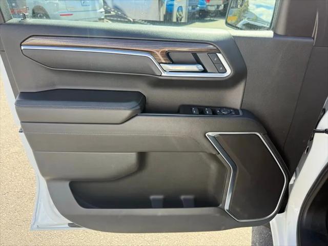 2025 Chevrolet Silverado 1500 4WD Crew Cab Standard Bed LT